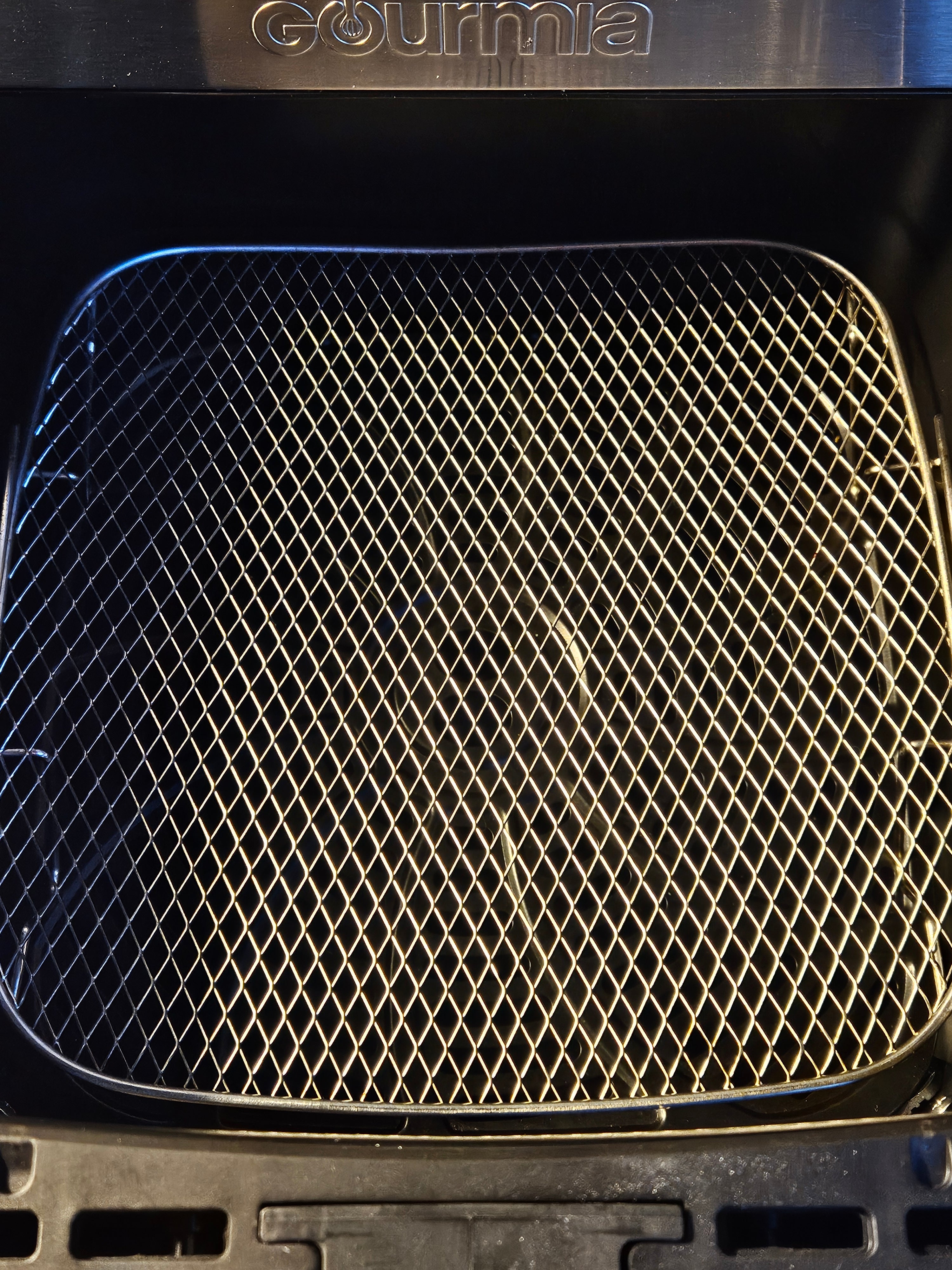 Gourmia 8-Qt. Digital Air Fryer Oven