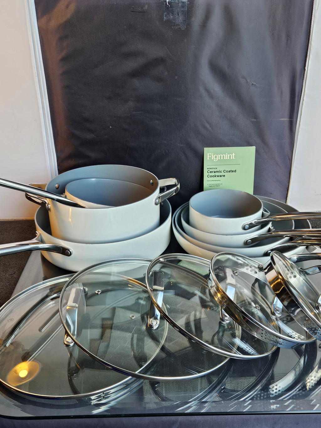 Figmint 12-Piece Nonstick Ceramic Coated Aluminum Cookware Set in Cream