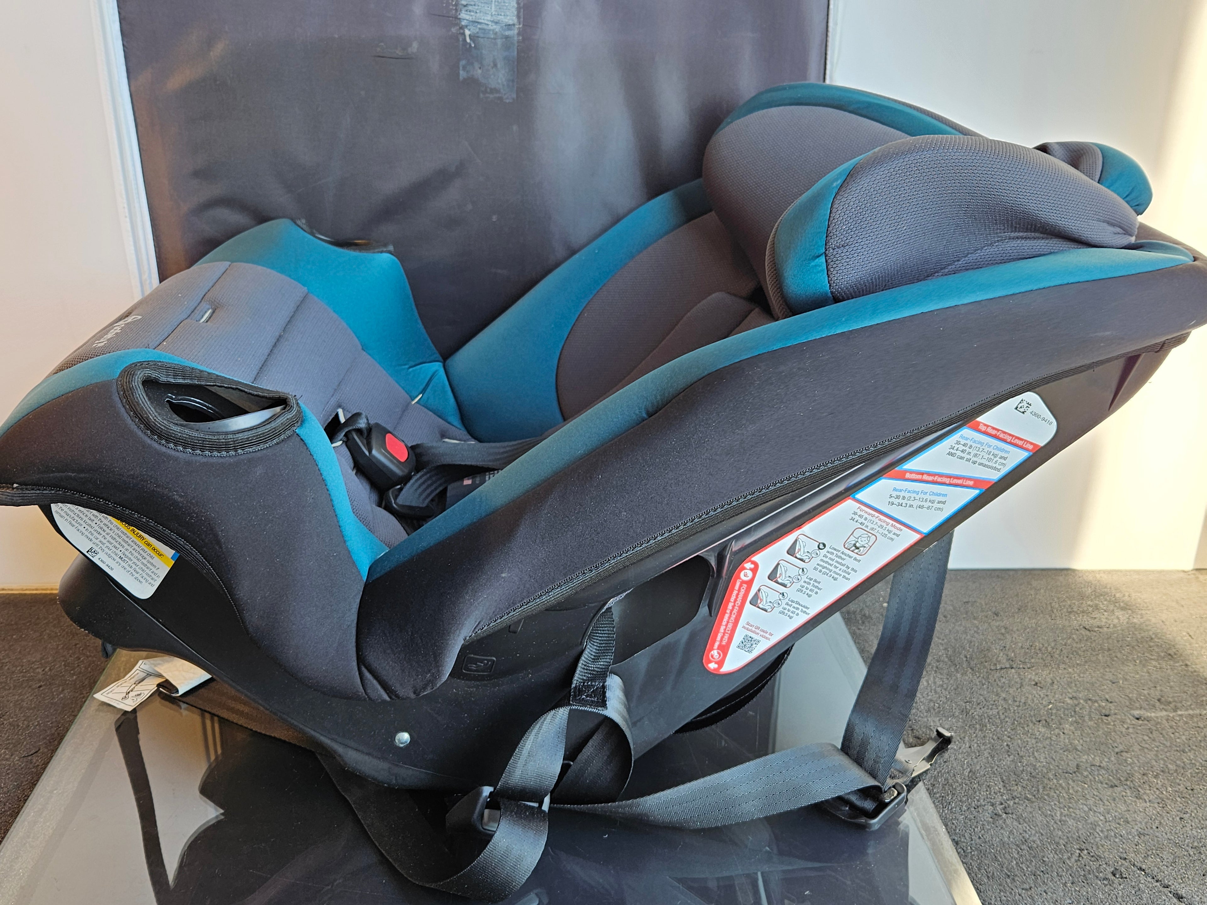 Safety 1st Ellaris 3-in-1 Convertible Car Seat