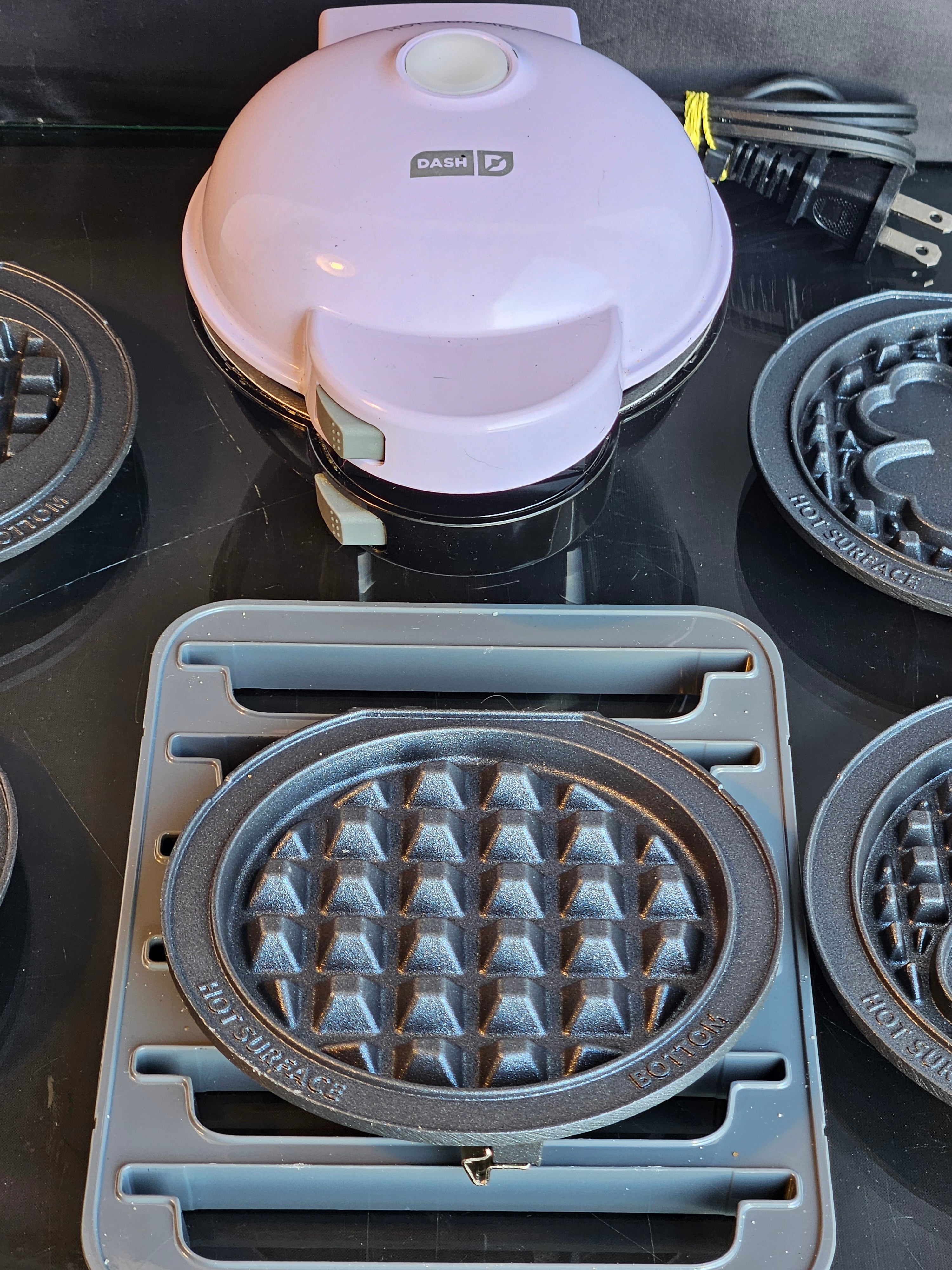 Dash Multi-Plate Mini Waffle Maker