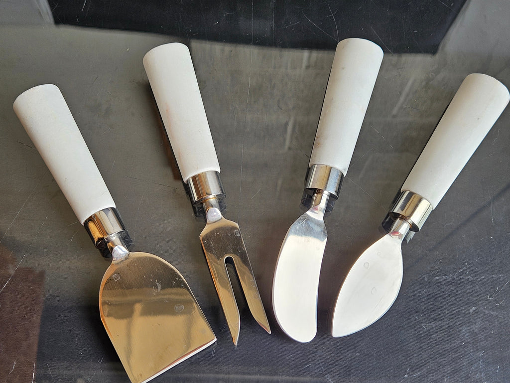 Threshold 4 pc. Marble Handle Cheese Knife Set