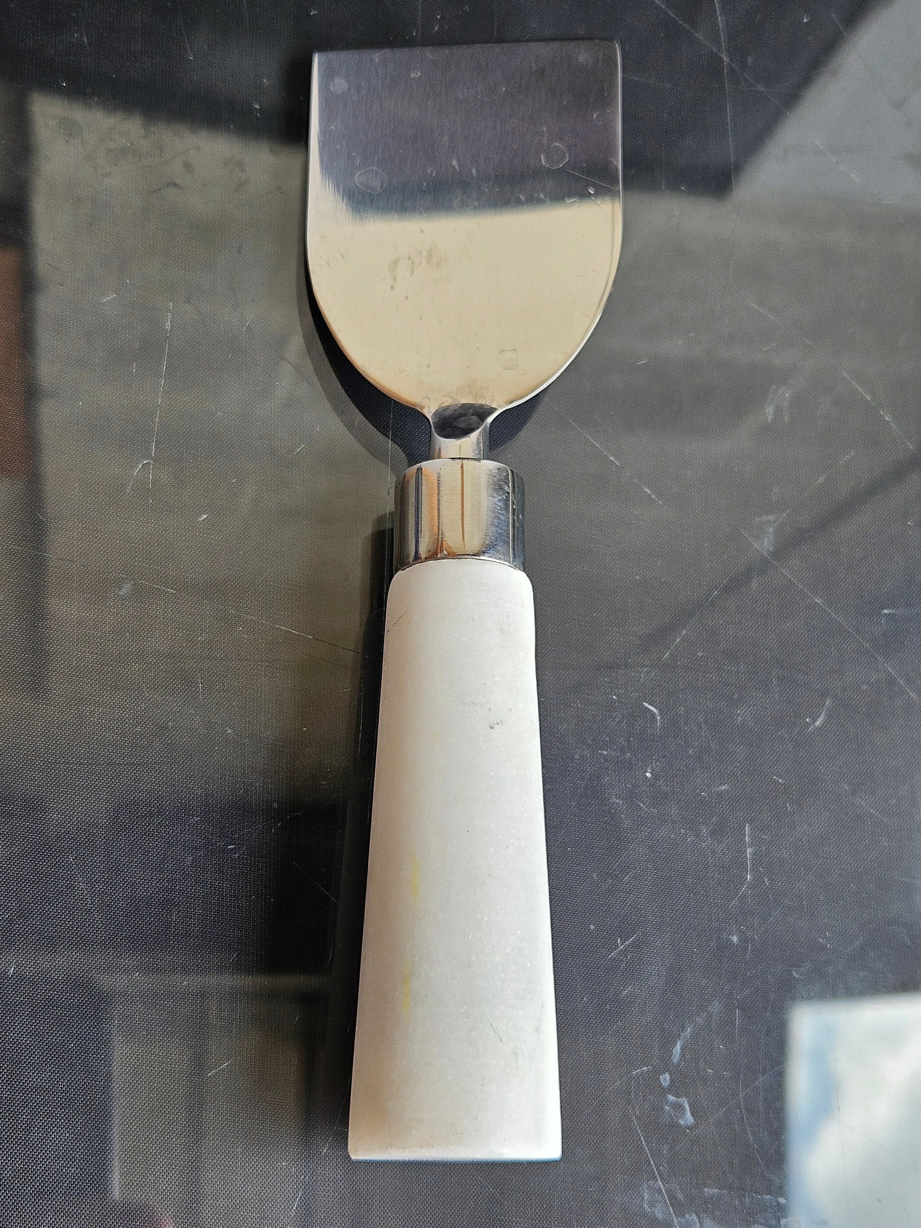 Threshold 4 pc. Marble Handle Cheese Knife Set