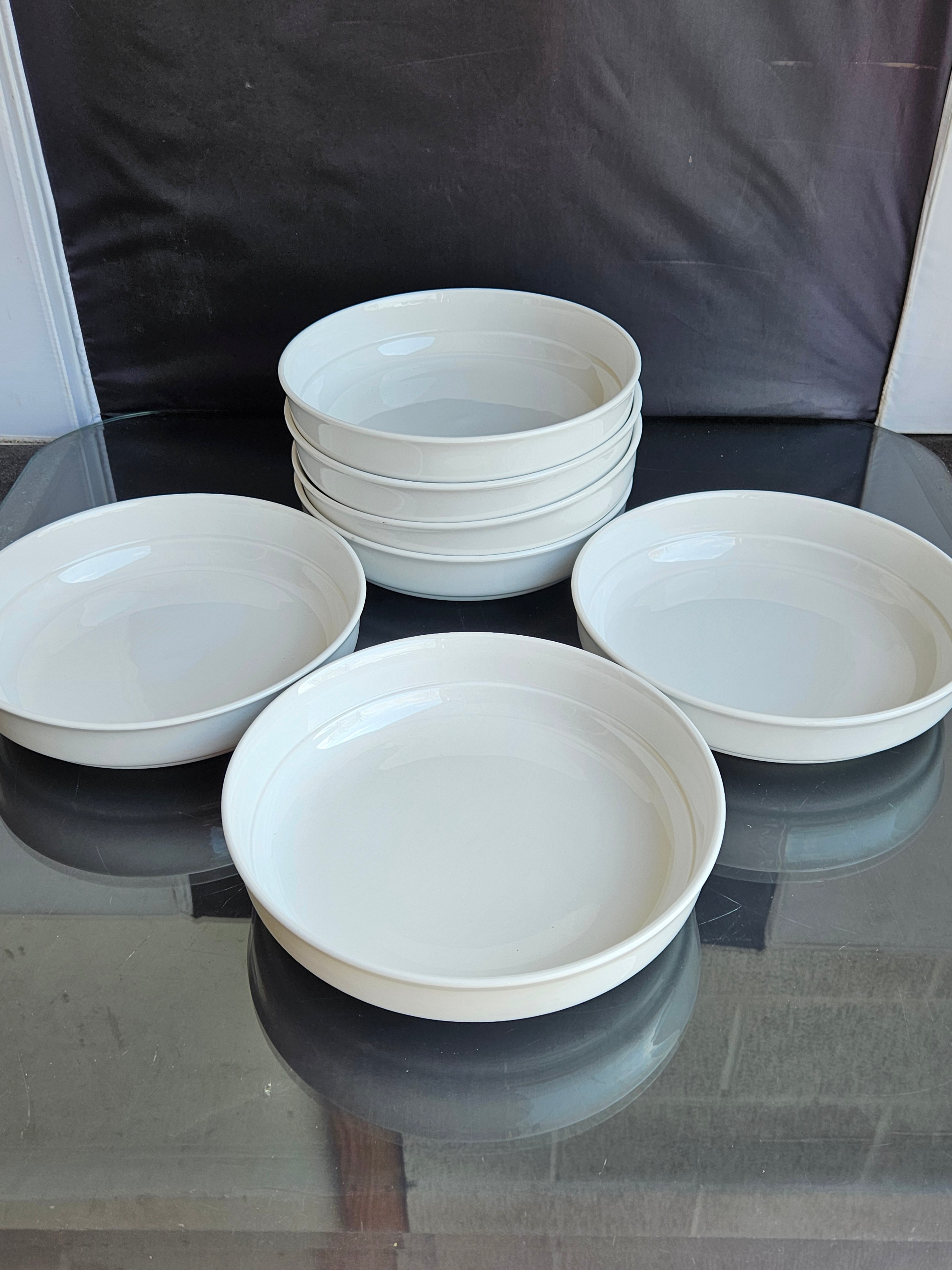 Over & Back Rimmed 12-piece Glossy Porcelain Dinnerware Set