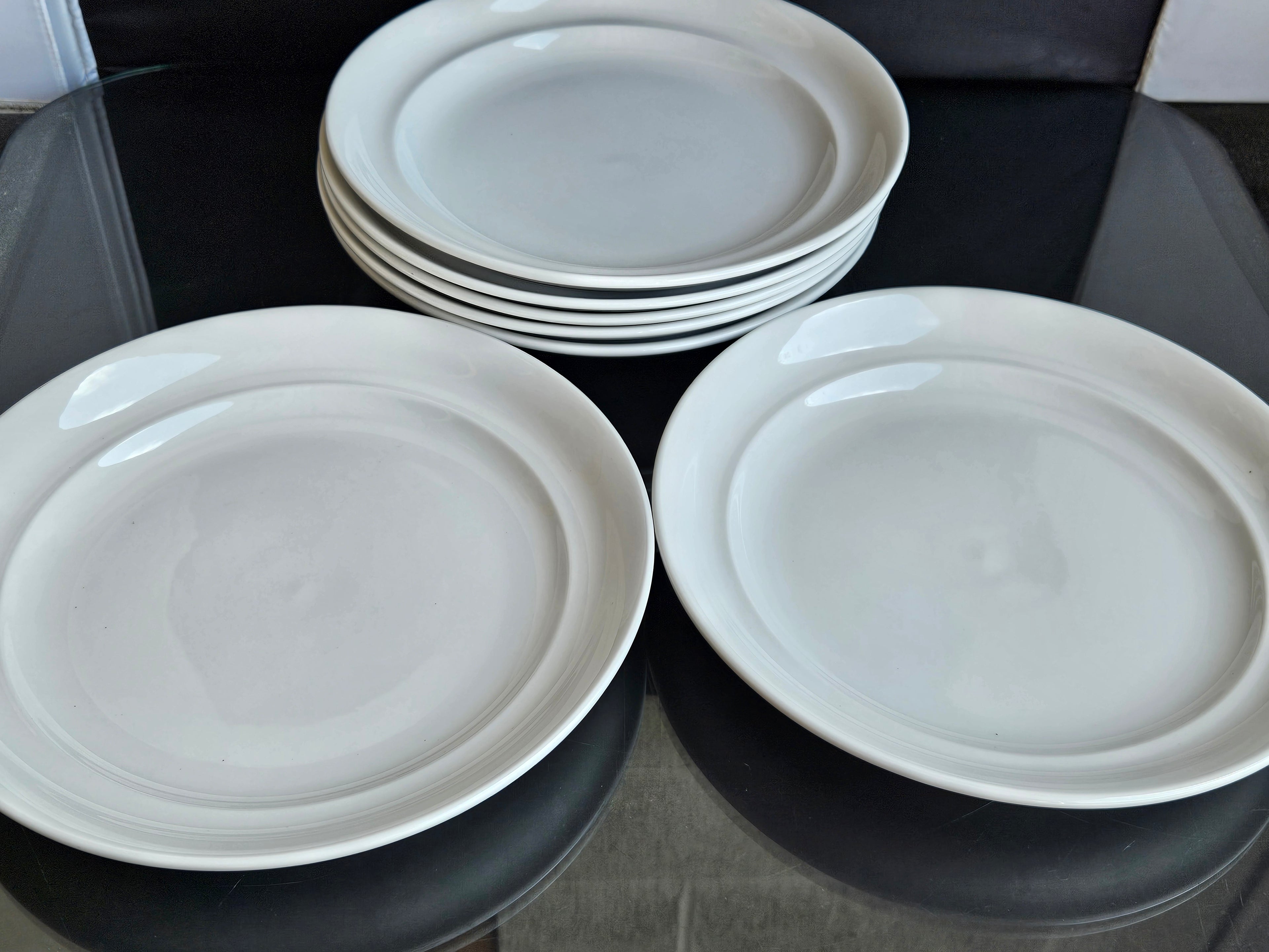 Over & Back Rimmed 12-piece Glossy Porcelain Dinnerware Set