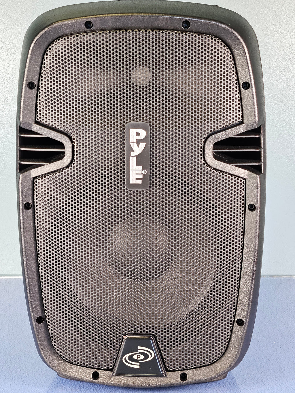 Pyle 10" 2-Way 1000W Wireless & Portable Bluetooth PA Speaker System