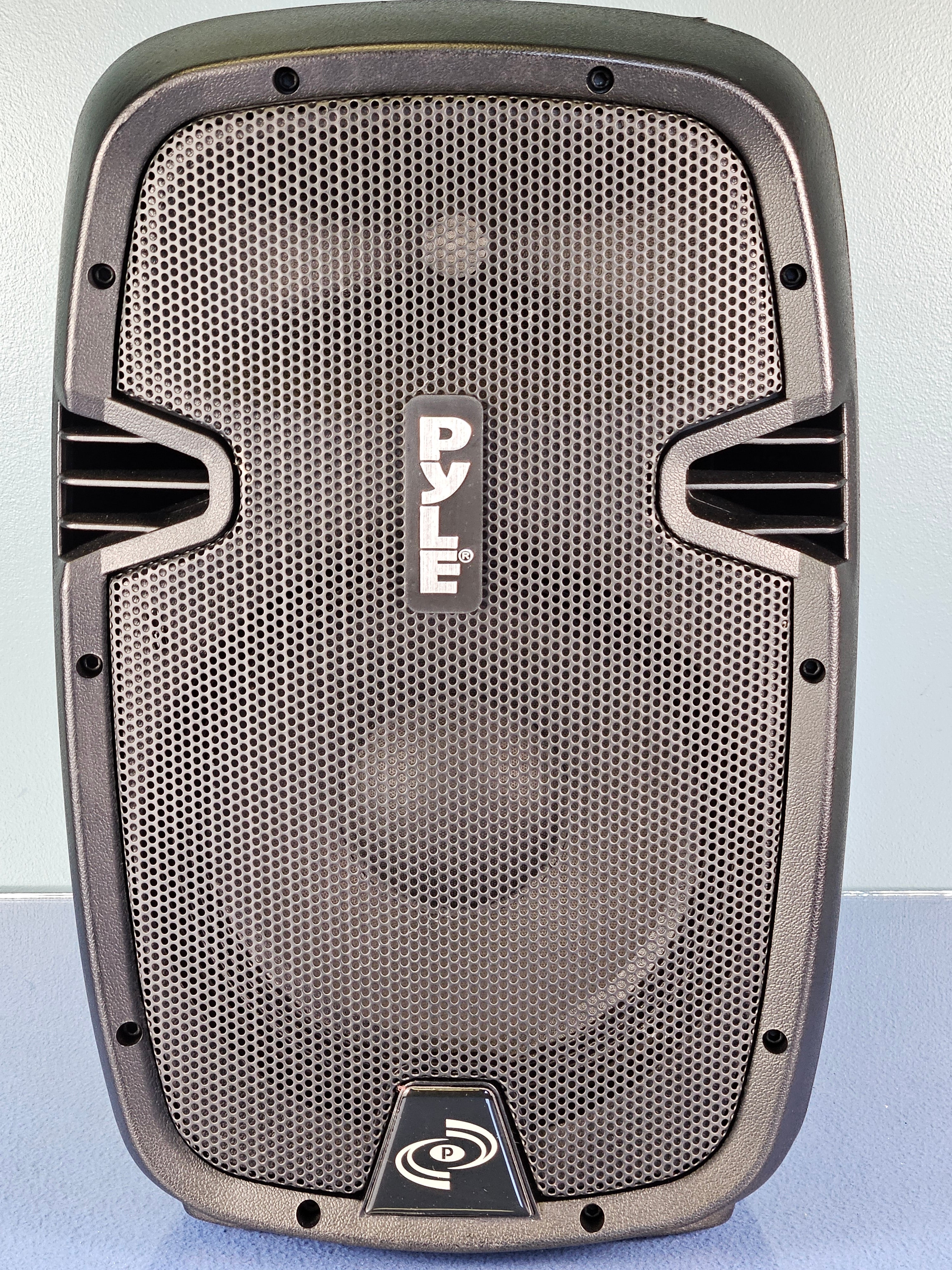 Pyle 10" 2-Way 1000W Wireless & Portable Bluetooth PA Speaker System