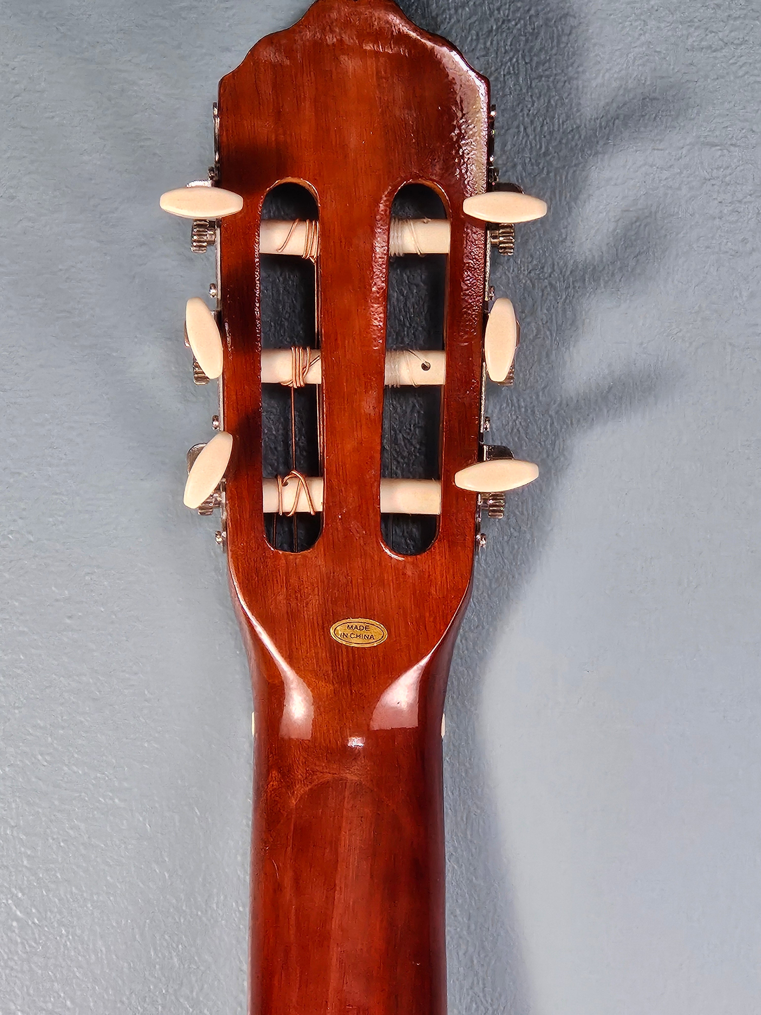 Pyle Classical Acoustic Guitar