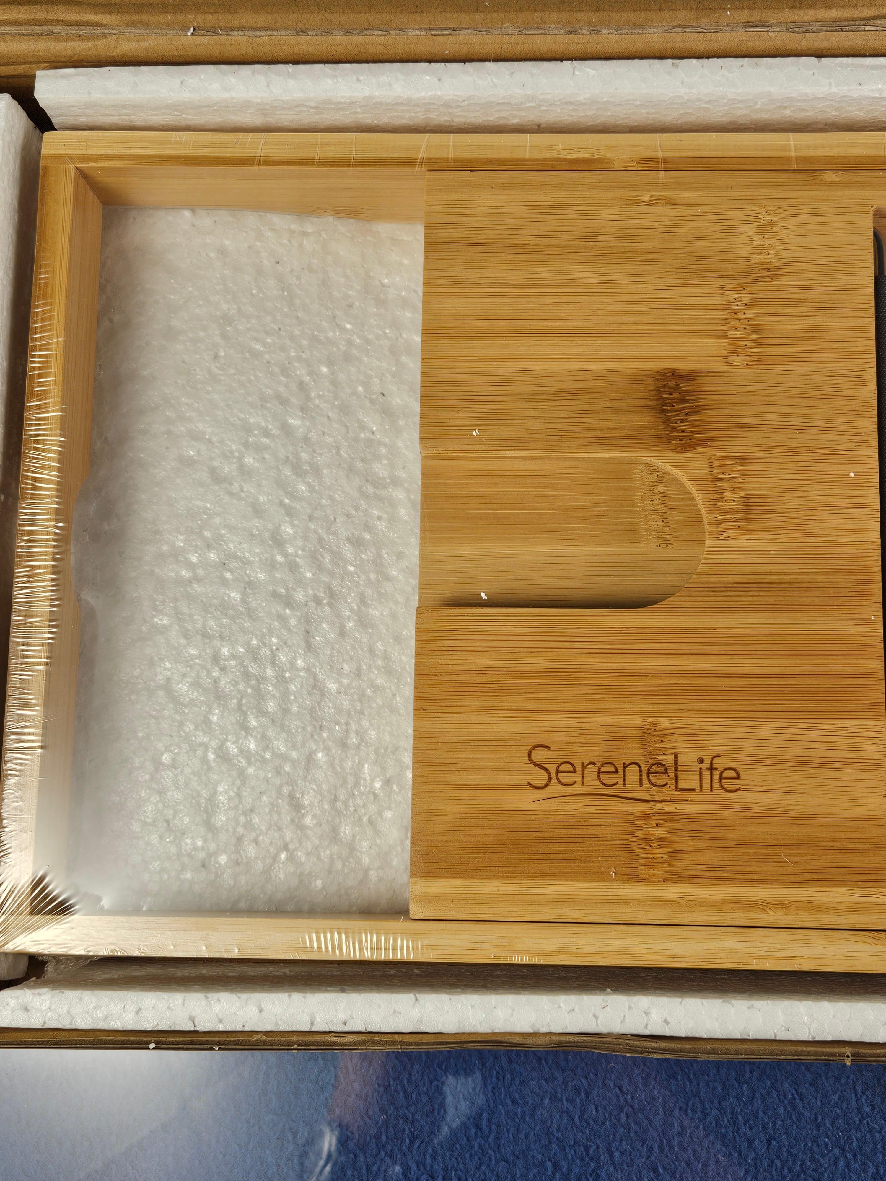 SereneLife Luxury Bamboo Bathtub Caddy Tray