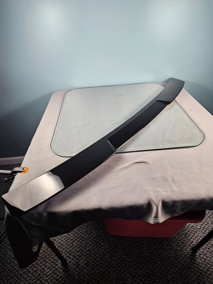 2014–2018 Mazda 3 Hatchback Rear Roof Spoiler