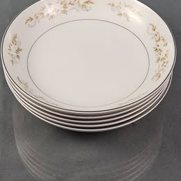 International Silver Company Fine China Set in the 326 Springtime Pattern